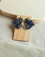 Charger l'image dans la galerie, Boucles d'oreilles Soraya | Puces